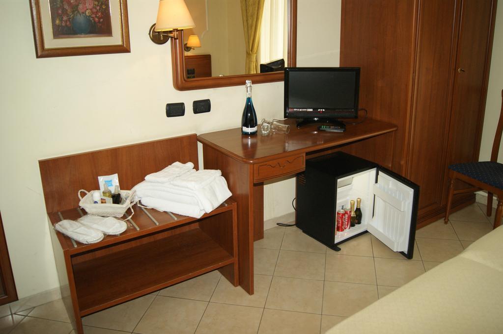 Hotel Elio Marigliano Extérieur photo